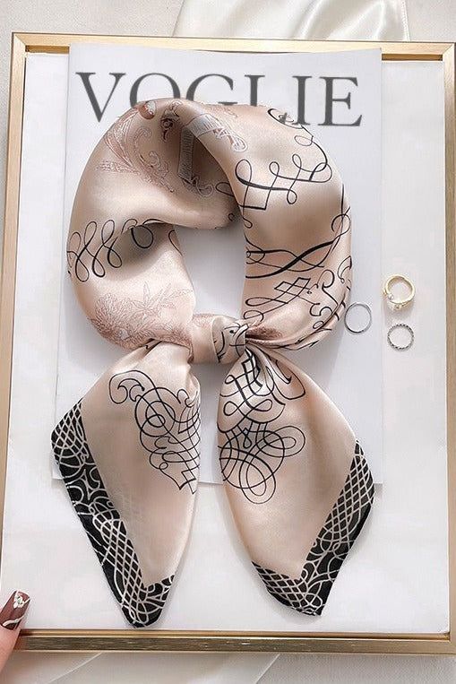 Benátský šátek (100 % hedvábí - 68 cm)