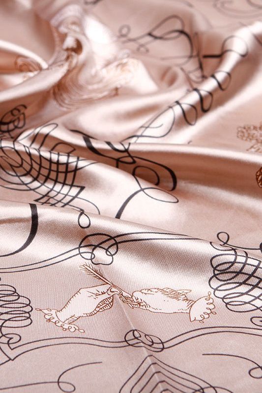 Benátský šátek (100 % hedvábí - 68 cm)