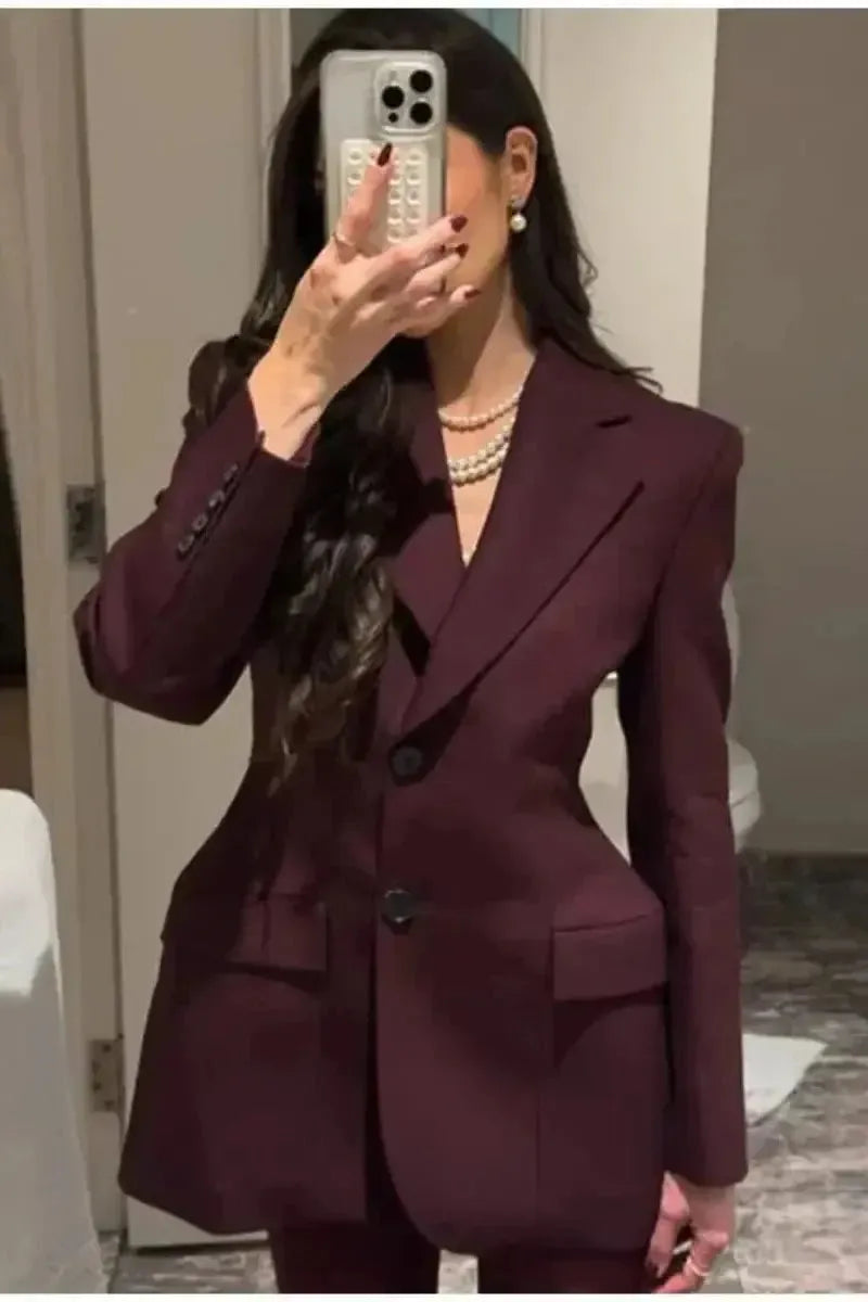 Élodie Grace – Dokonalé sako