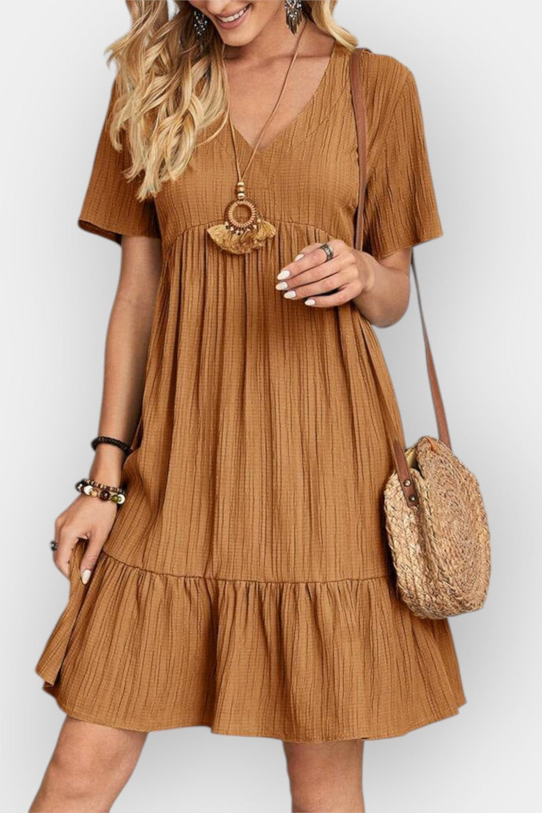 Kostkované šaty s V výstřihem