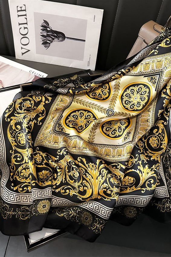 Valeria Foulard (100% Hedvábí - 70cm)